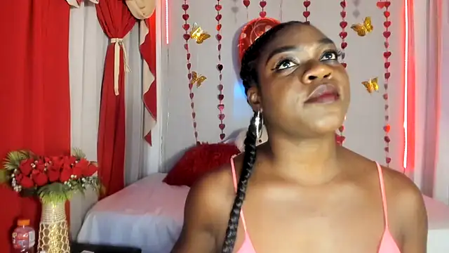 Snapshot of Emabland2 chatting on March 3, 2026, 6:42 am Emabland2 online show from March 3, 2026, 6:42 am