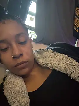 Alliejay online show from May 11, 2026, 12:01 am