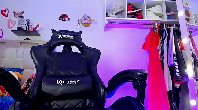 Snapshot of khalesii_69 chatting on January 13, 2025, 1:02 am khalesii 69 online show from January 13, 2025, 1:02 am