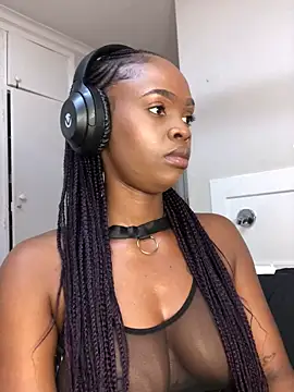 LuciousLips96 online show from September 23, 2025, 8:10 am