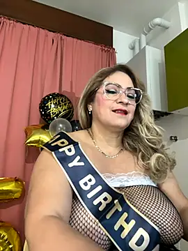 x elena x online show from November 22, 2025, 8:13 am