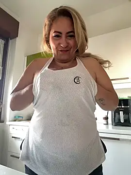 x elena x online show from February 21, 2025, 9:34 am