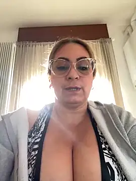 x elena x online show from February 4, 2025, 2:43 pm