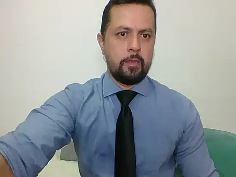 TRIISTAN KING10 online show from April 15, 2026, 4:11 pm