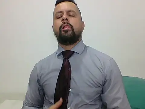 TRIISTAN KING10 online show from December 19, 2024, 8:02 pm