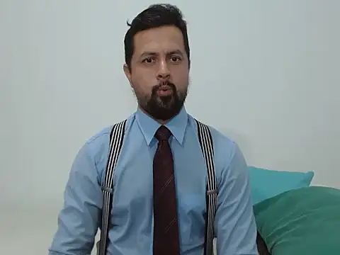 TRIISTAN KING10 online show from December 10, 2024, 3:22 pm