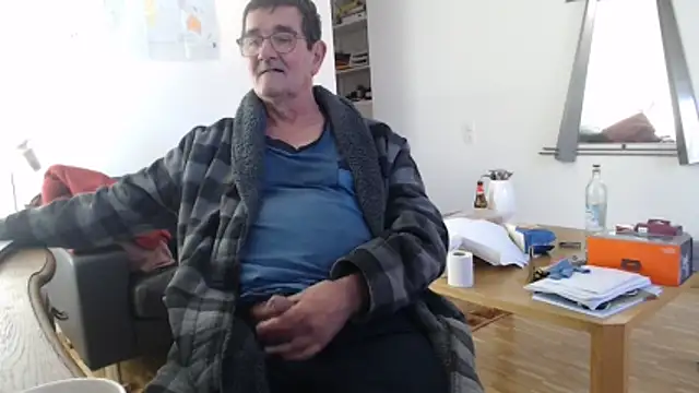 silvio-aus-luzern-CH online show from March 13, 2026, 7:57 am