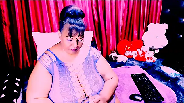 Snapshot of indian_ruby chatting on October 10, 2025, 9:21 am indian ruby online show from October 10, 2025, 9:21 am