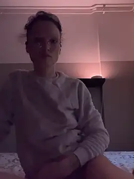 Snapshot of denisestar10 chatting on December 29, 2024, 8:22 am denisestar10 online show from December 29, 2024, 8:22 am