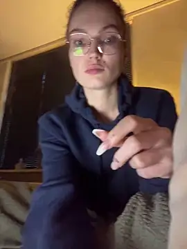 Snapshot of denisestar10 chatting on January 26, 2025, 7:21 am denisestar10 online show from January 26, 2025, 7:21 am