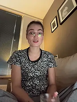 Snapshot of denisestar10 chatting on January 24, 2025, 11:15 am denisestar10 online show from January 24, 2025, 11:15 am