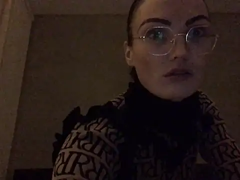 Snapshot of denisestar10 chatting on January 22, 2025, 8:49 pm denisestar10 online show from January 22, 2025, 8:49 pm