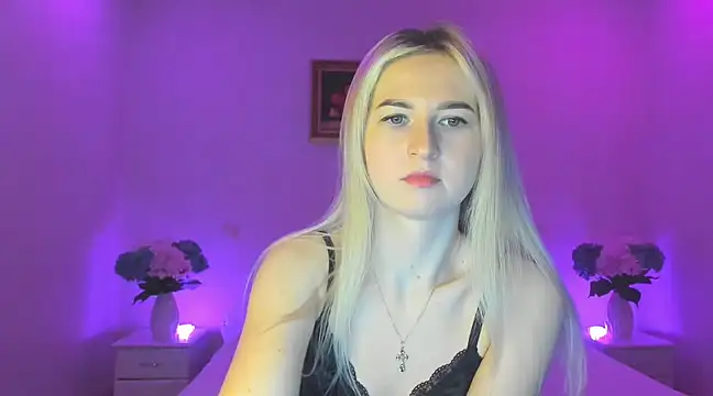 Snapshot of AnnaCarrera chatting on February 18, 2025, 9:31 pm AnnaCarrera online show from February 18, 2025, 9:31 pm