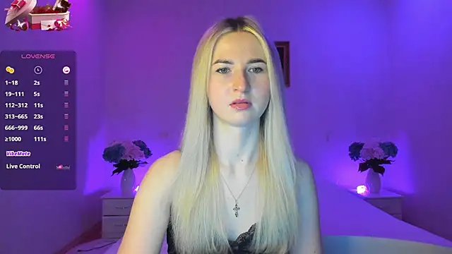 Snapshot of AnnaCarrera chatting on January 30, 2025, 6:10 pm AnnaCarrera online show from January 30, 2025, 6:10 pm