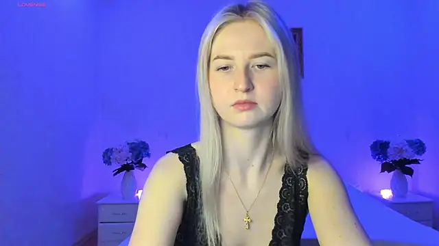 Snapshot of AnnaCarrera chatting on March 21, 2025, 9:12 pm AnnaCarrera online show from March 21, 2025, 9:12 pm