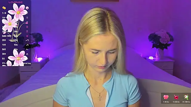 Snapshot of AnnaCarrera chatting on October 22, 2025, 8:30 pm AnnaCarrera online show from October 22, 2025, 8:30 pm