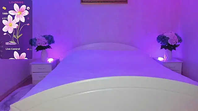 Snapshot of AnnaCarrera chatting on October 27, 2025, 9:49 pm AnnaCarrera online show from October 27, 2025, 9:49 pm