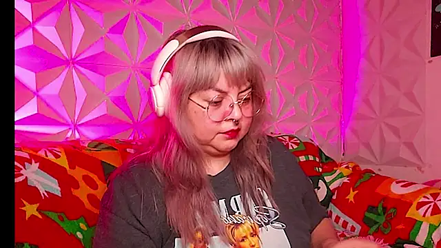 Satyn doll online show from December 23, 2025, 2:11 am