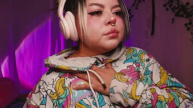 Satyn doll online show from January 6, 2025, 10:36 pm