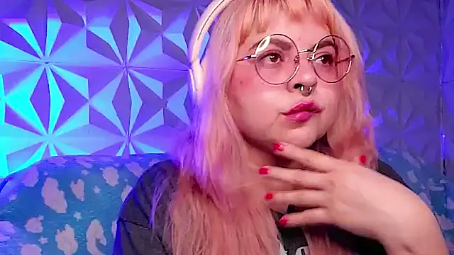 Satyn doll online show from March 29, 2026, 10:00 pm