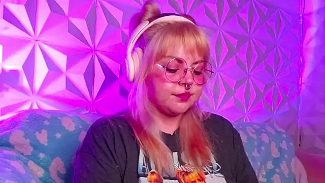 Snapshot of Satyn_doll chatting on September 26, 2025, 11:11 pm Satyn doll online show from September 26, 2025, 11:11 pm