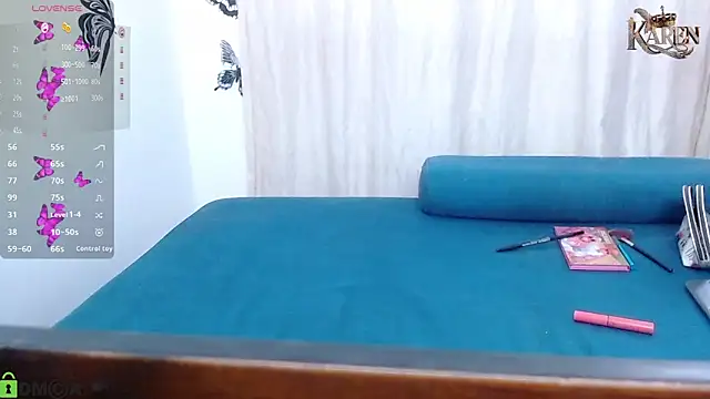 Snapshot of karen_sofia_ chatting on October 9, 2025, 8:09 pm karen sofia  online show from October 9, 2025, 8:09 pm