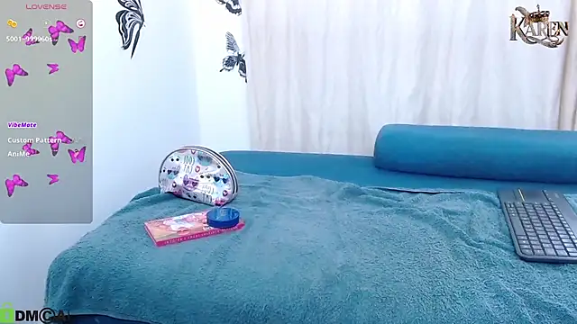 Snapshot of karen_sofia_ chatting on October 8, 2025, 8:20 pm karen sofia  online show from October 8, 2025, 8:20 pm