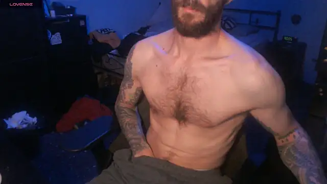 Snapshot of SexxxyLouis chatting on September 29, 2025, 6:13 pm SexxxyLouis online show from September 29, 2025, 6:13 pm