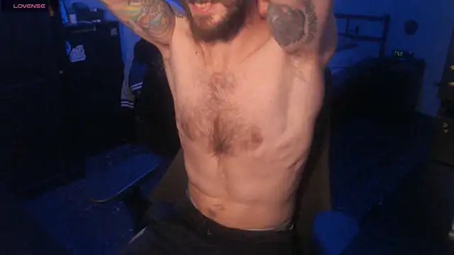 Snapshot of SexxxyLouis chatting on September 27, 2025, 8:48 pm SexxxyLouis online show from September 27, 2025, 8:48 pm