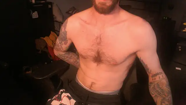 Snapshot of SexxxyLouis chatting on September 19, 2025, 2:10 pm SexxxyLouis online show from September 19, 2025, 2:10 pm