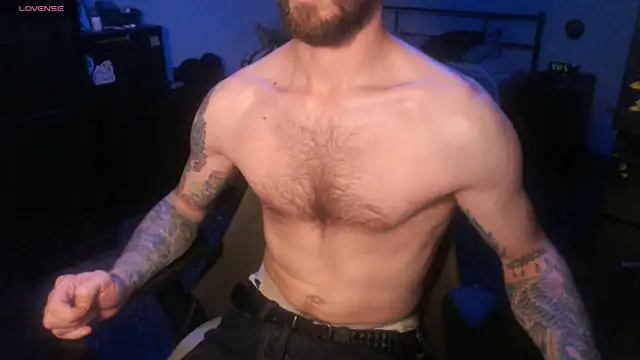 Snapshot of SexxxyLouis chatting on October 4, 2025, 7:26 pm SexxxyLouis online show from October 4, 2025, 7:26 pm