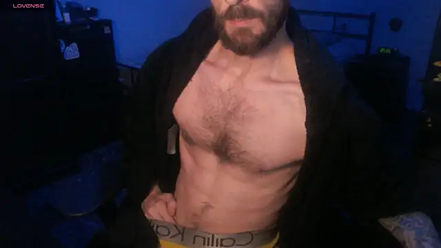 Snapshot of SexxxyLouis chatting on October 8, 2025, 7:43 am SexxxyLouis online show from October 8, 2025, 7:43 am