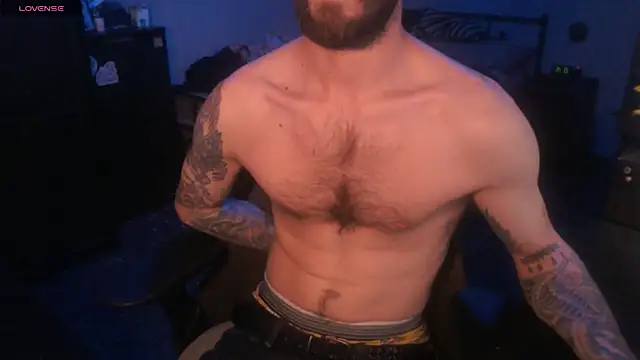 Snapshot of SexxxyLouis chatting on October 15, 2025, 10:12 am SexxxyLouis online show from October 15, 2025, 10:12 am