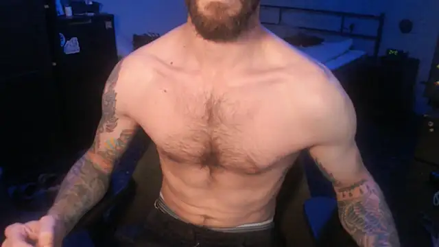 Snapshot of SexxxyLouis chatting on September 22, 2025, 7:47 am SexxxyLouis online show from September 22, 2025, 7:47 am