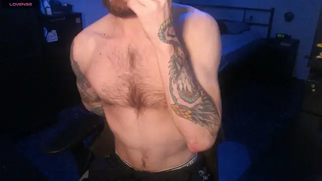 Snapshot of SexxxyLouis chatting on October 21, 2025, 9:30 am SexxxyLouis online show from October 21, 2025, 9:30 am