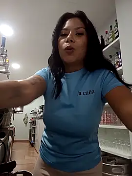 Snapshot of little_susie chatting on October 6, 2025, 8:15 am little susie online show from October 6, 2025, 8:15 am