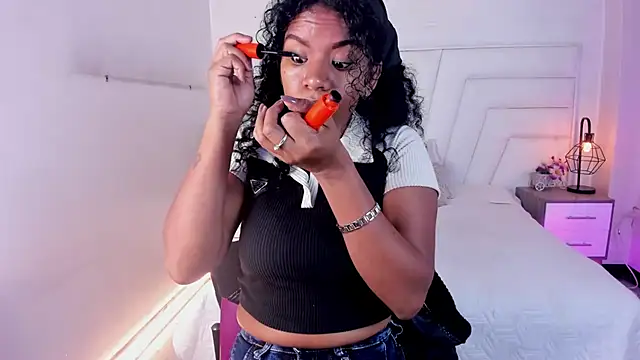 Snapshot of Ellie_Alves chatting on February 27, 2025, 12:45 pm Ellie Alves online show from February 27, 2025, 12:45 pm