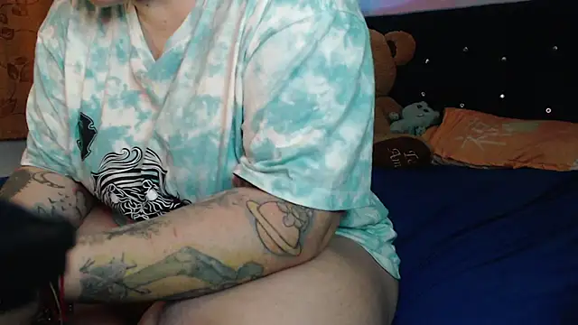 ANGELIQUE KLANE online show from January 18, 2026, 5:11 am