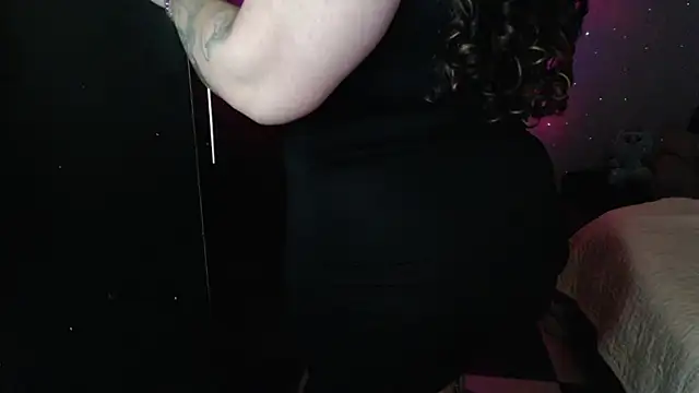 ANGELIQUE KLANE online show from March 5, 2025, 7:05 am