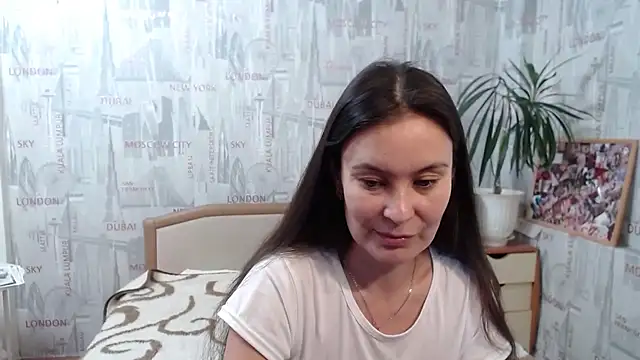 Snapshot of GinaQSoul chatting on September 27, 2025, 11:05 am GinaQSoul online show from September 27, 2025, 11:05 am