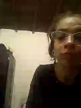 Snapshot of mari657 chatting on February 27, 2025, 12:46 am mari657 online show from February 27, 2025, 12:46 am