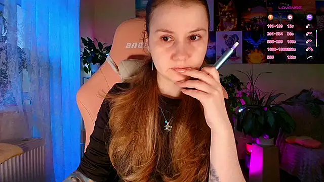 Snapshot of GoodWitch_ chatting on February 13, 2026, 7:52 am GoodWitch online show from February 13, 2026, 7:52 am