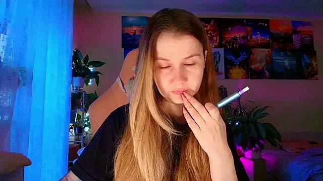 Snapshot of GoodWitch_ chatting on January 14, 2026, 10:30 am GoodWitch online show from January 14, 2026, 10:30 am