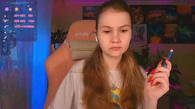 Snapshot of GoodWitch_ chatting on November 19, 2025, 8:03 am GoodWitch online show from November 19, 2025, 8:03 am