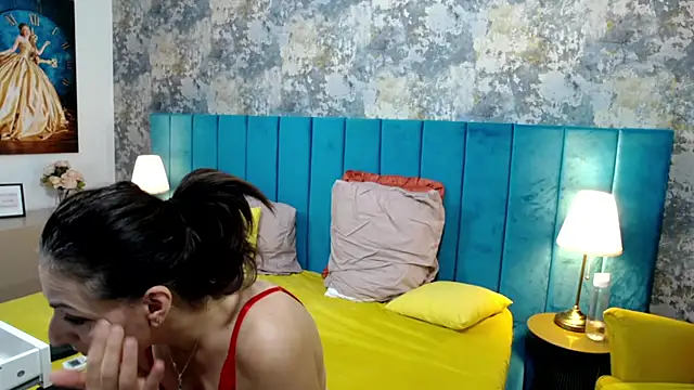 LisaCroft online show from October 15, 2025, 9:17 am