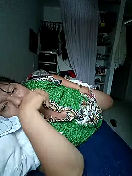 Brenda Berck  online show from September 30, 2025, 10:54 am