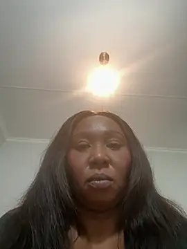 Snapshot of Bootyliciouse21X chatting on February 16, 2026, 9:24 pm Bootyliciouse21X online show from February 16, 2026, 9:24 pm