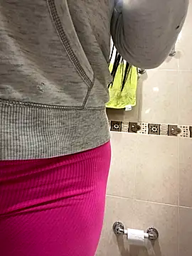 Fancyxlove online show from October 7, 2025, 12:50 pm