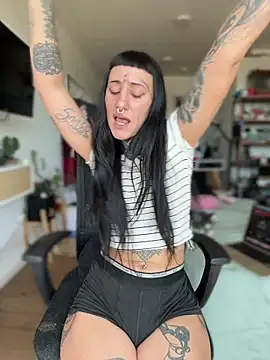 samisamsx online show from October 20, 2025, 5:13 pm