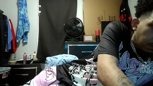 bigdickjojo69 online show from February 15, 2026, 2:12 am